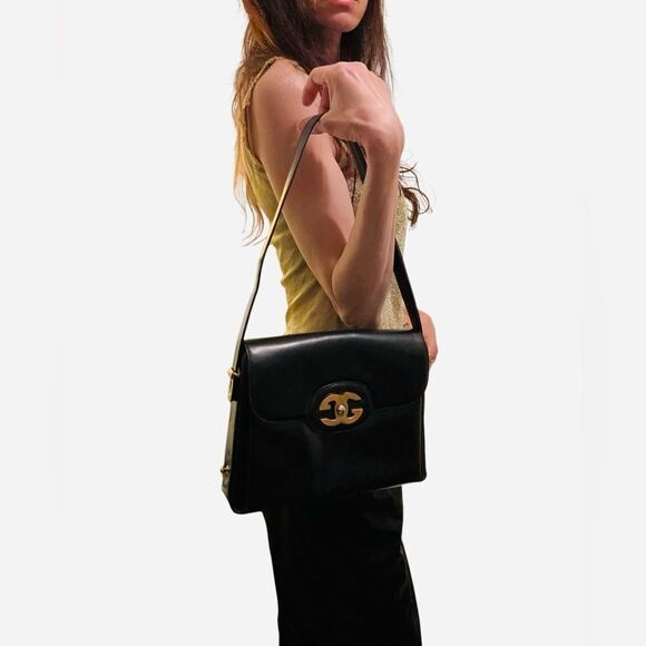 Gucci vintage gg gold logo shoulder and hand bag, strap is convertible - Picture 4 of 16